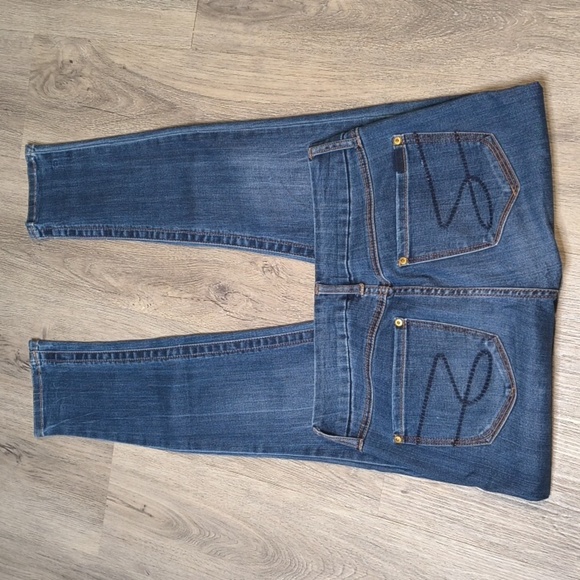 sac305🧵Seven7 High Rise  Tummyless Skinny w/ 30" Inseam Denim Jeans - Picture 2 of 8